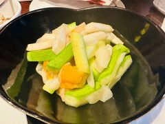 黄耳炒脆瓜-杭州西子湖四季酒店·金沙厅