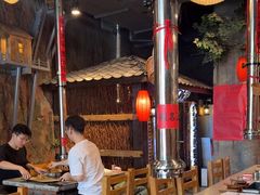 -破瓦寒窑·地摊烤羊排