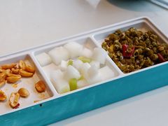 -荷塘秋月·本帮江浙菜(国权路店)