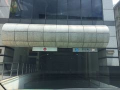 -上海威斯汀大饭店-地下停车场