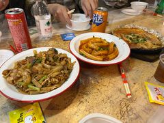 -郑记•不夜城烧烤•龙虾•虾蟹(黄鹤楼店)