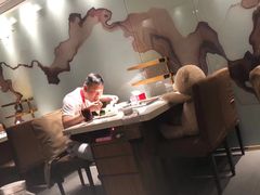 -海底捞火锅鲜切牛肉主题店(长寿路店)