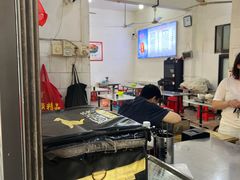 -高师傅特色米粉汤包(建设路店)