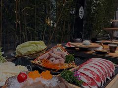 凑凑肥牛-湊湊火锅·茶憩(杭州湖滨银泰in77店)