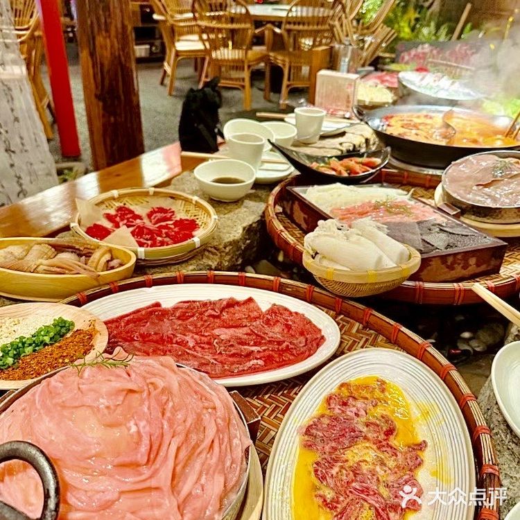 一定要来这家川味儿的长安庭院火锅~