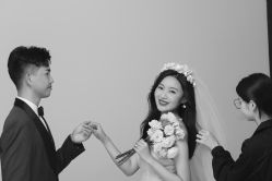 -乐派诗婚纱摄影