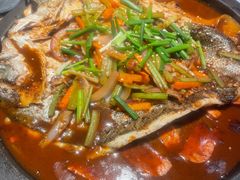 -鸣记脆皮烤鱼·海鲜烤鱼(三八广场店)