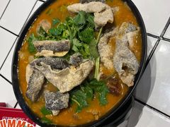 咔吱鱼皮-肥汁米蘭香港米线(长宁来福士店)