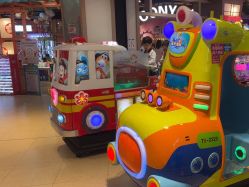 -卡通尼乐园(新达汇三林店)