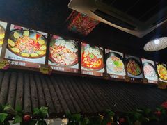 -鱼窝棚柴火铁锅炖(富山屯店)