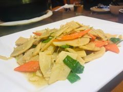 -下梅人家土菜馆(历史文化餐厅度假区店)