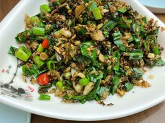 -有红鸡毛店·川菜(建设路店)