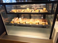 面包甜点陈列柜-麦当劳(苏州火车站南广场店)