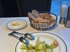 -Wolfgang’s Steakhouse 沃夫冈牛排馆(上海白玉兰广场店)