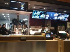 -麦当劳(新王府井店)