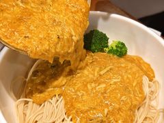 -莱莱小笼·乔艾