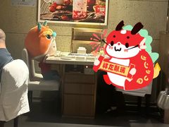 -海底捞火锅鲜切牛肉主题店(长寿路店)