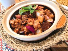 沙姜香菇鸡煲-酒肆浅葱•烧烤•龙虾•排档(卓悦intown店)