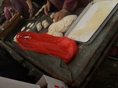 -老西关黄老太牛肉烧饼
