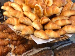 -Dough&Joe团憩(瑞虹天地月亮湾店)