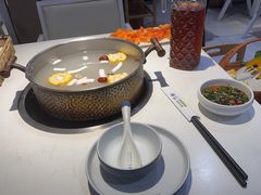 -濠七糟粕醋•海南酸汤火锅(中关村店)