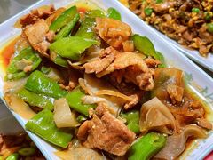 -老乡鸡(上海白玉兰广场店)
