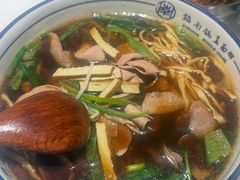 -镇南锅盖面馆(解放路店)