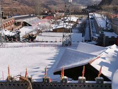 -采薇庄园四季滑雪场