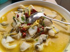 -荷塘秋月·本帮江浙菜(国权路店)