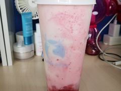 草莓很好喝-瑞幸咖啡(人工智能创业基地店)