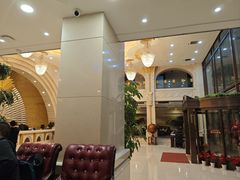 -碧中海汤泉汗蒸酒店