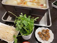 -冶建镜子·老南昌大排档·江西虾王(总店)