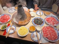 高钙脆骨羊肉-东镇老火锅(长春路首店)