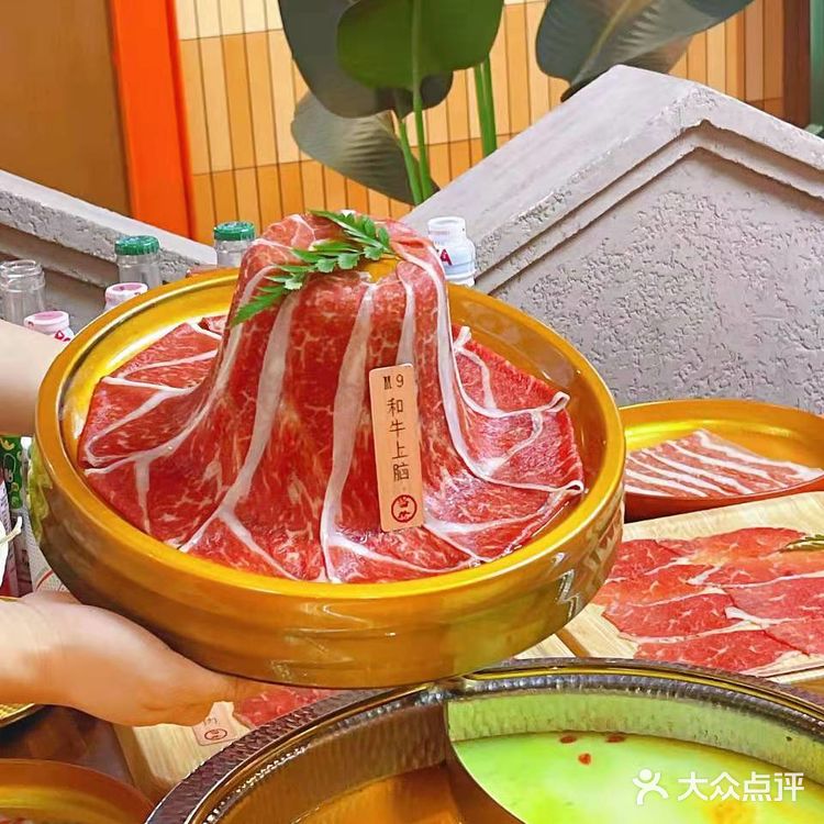 重庆探店|寿喜烧自助M级和牛 来你就赚啦😆