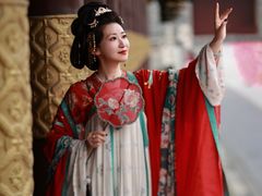 -云锦汉服馆·古典妆造摄影(唐城店)