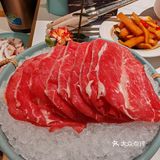 0元玩转这座城环境不错，装修得很有热带风情