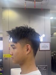 -米可造型烫发染发
