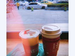 -星巴克臻选(南京艾尚天地店)