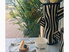 -UNI UNI(环亚凯瑟琳店)