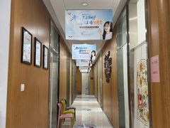 -雅悦齿科(顾村公园店)