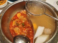 -左庭右院鲜牛肉火锅(金山万达店)
