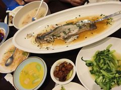 -翠山·映月湖景餐厅(映月湖公园店)
