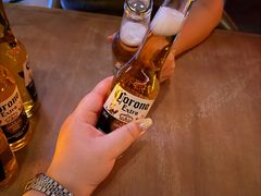 -FOUR PLAY BAR