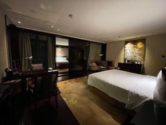 -成都保利公园皇冠假日酒店(熊猫基地店)