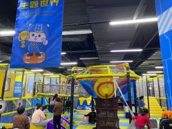 -卡尔飞车(武汉青山印象城店)