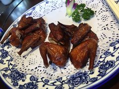 妙龄乳鸽-香山家宴