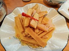 -梁姐啤酒鱼(兴坪古镇店)
