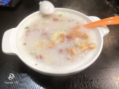 荔湾艇仔粥-卓粤拉肠(红庙店)