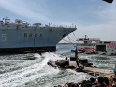 -泰达航母主题公园