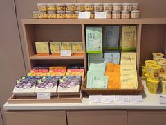 -奈雪的茶(广州万菱汇PRO店)